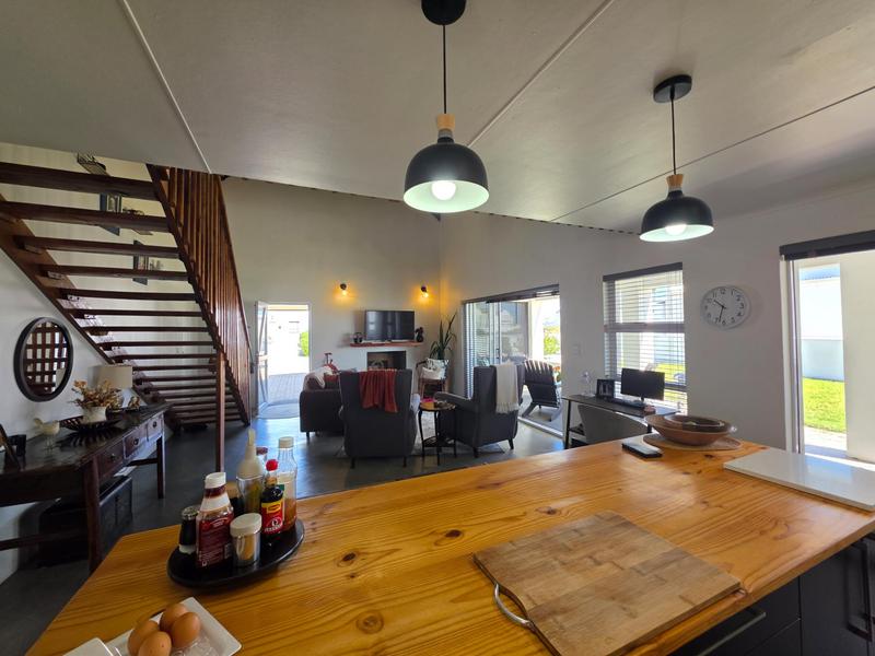 2 Bedroom Property for Sale in Lampiesbaai Western Cape